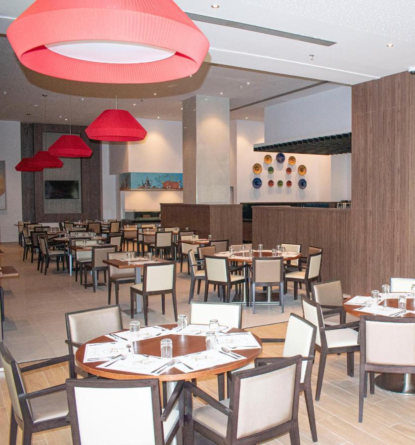 Az Hotels Grand Oran Es Senia Zewnętrze zdjęcie