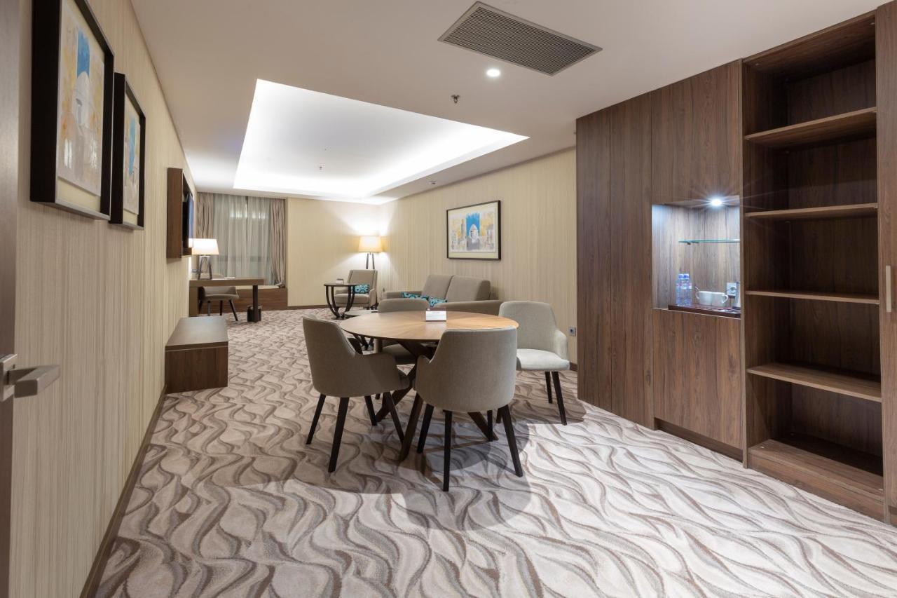 Az Hotels Grand Oran Es Senia Zewnętrze zdjęcie