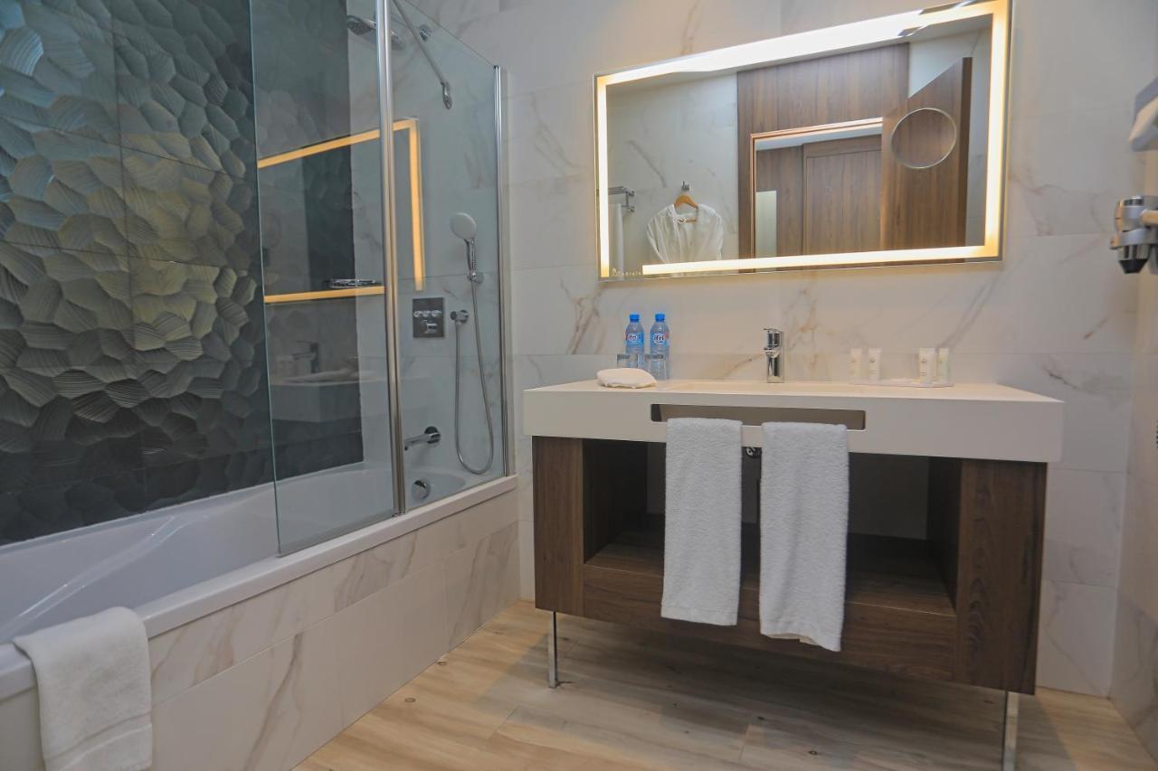 Az Hotels Grand Oran Es Senia Zewnętrze zdjęcie