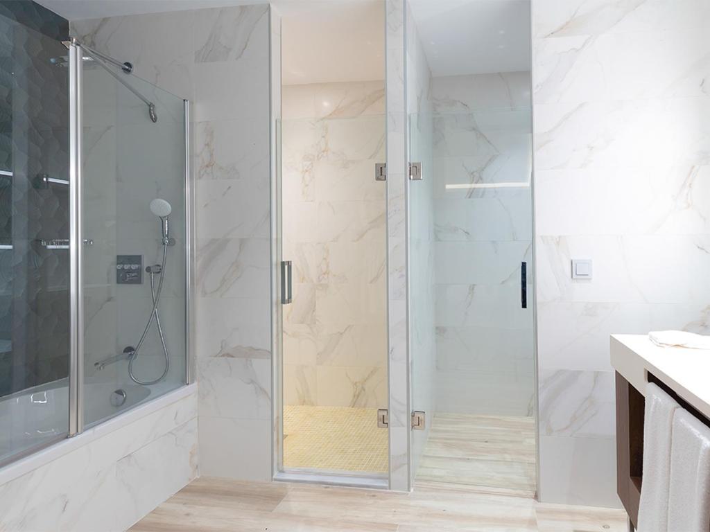 Az Hotels Grand Oran Es Senia Zewnętrze zdjęcie